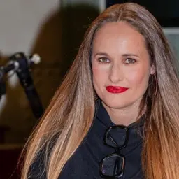 Cultas e Vinho Verde com Ana Rocha de Sousa