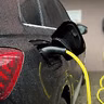 Ferdinand Dudenhöffer: E-Autos verkaufen sich auch ohne Prämie hervorragend