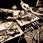 RadioTrapena- musica 100% Royalty Free                         RadioTrapena è una Web radio amatoriale no Profit personale rivolta in maniera esclusiva alle opere rilasciate e distribuite con Licenza Creative Musica Royalty Free.