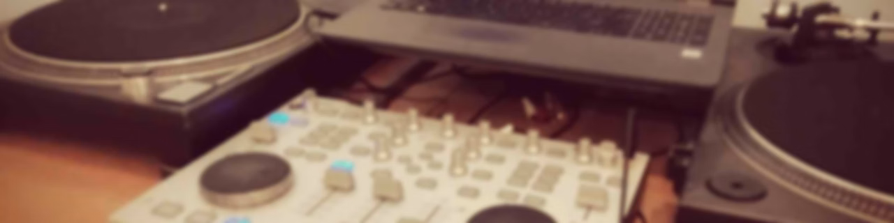 Deep House Mixes - London, UK