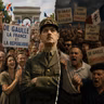 Pourquoi a-t-on tenté d'assassiner De Gaulle ? #Guerre d'Algérie, Pieds-Noirs et décolonisation - DELF A2 / B1 - Compréhension orale - French Intermediate Level