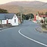 Pacáiste faoi Luas i Loch an Iúir