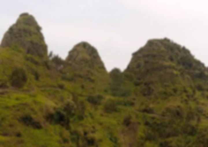 SOST AMBA ሦስት አምባ