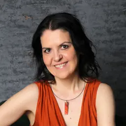 🎙️Why Do You Freeze When Speaking Business English And How to Overcome It with Edit B. Kiss | Real English Conversations Podcast for Global Professionals