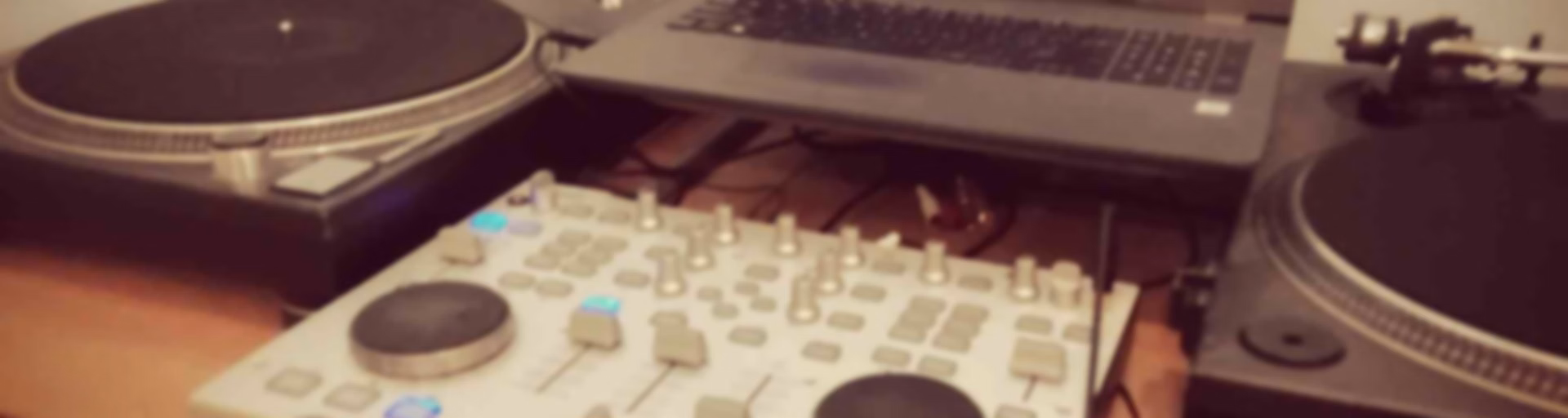Deep House Mixes - London, UK