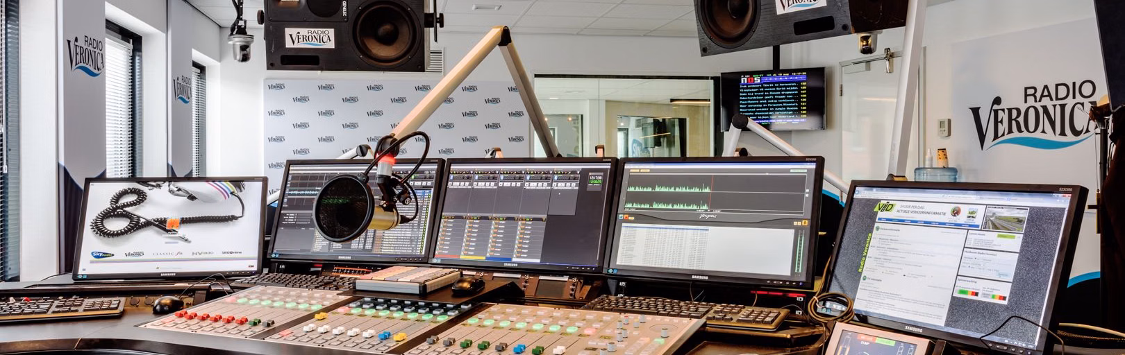 BornGrace FM