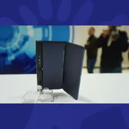 Tech Thursday: Latest in Foldable Phones