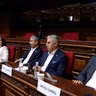 Իշխանություն-ընդդիմություն հակադարձումները շարունակվում են, «Ուժեղ Հայաստանը» ներողություն չխնդրեց