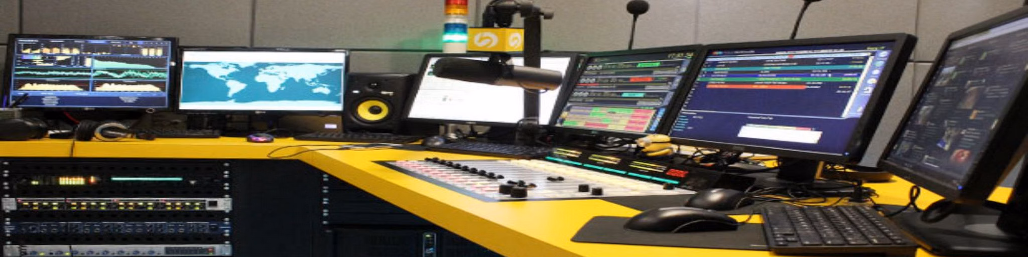 Rádio Poetura