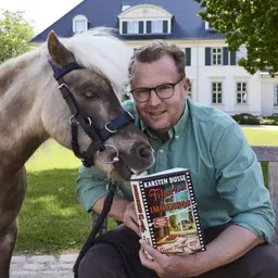 Karsten Dusse: „Was wäre, wenn der Sehnsuchtsort zum Tatort wird?“