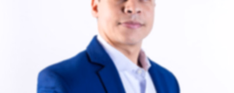 @Pastor Elizeu Rodrigues Eu sei porque você não ora