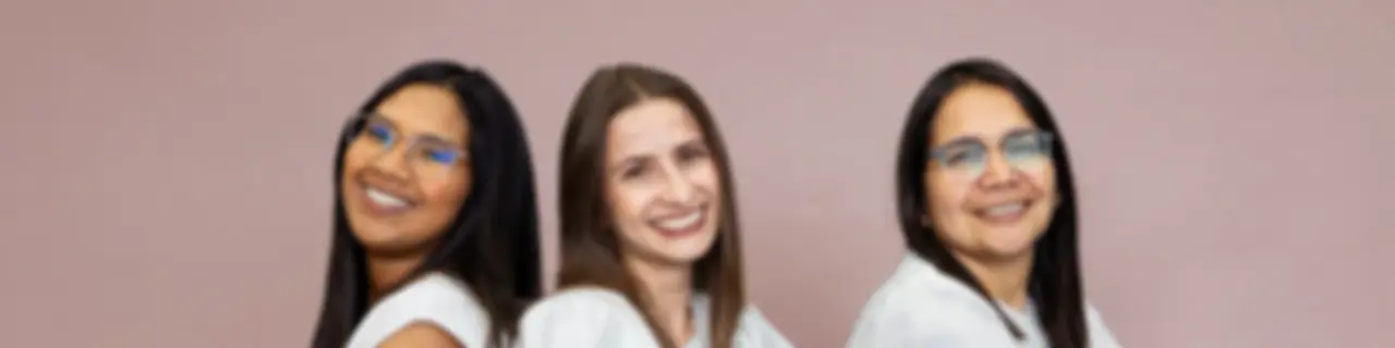 MUJERES