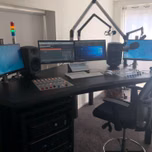 Lobo 97.7 FM