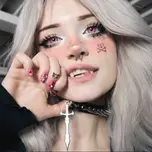 zoe-bitch