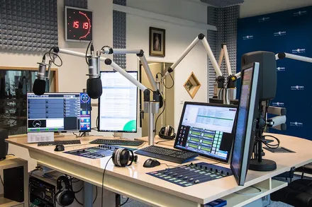 Radio Dubai La que abre tus sentidos