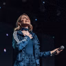 Ouça uma palavra de Deus com a Bispa Viviane Matos