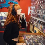 Pop and Rave Radio