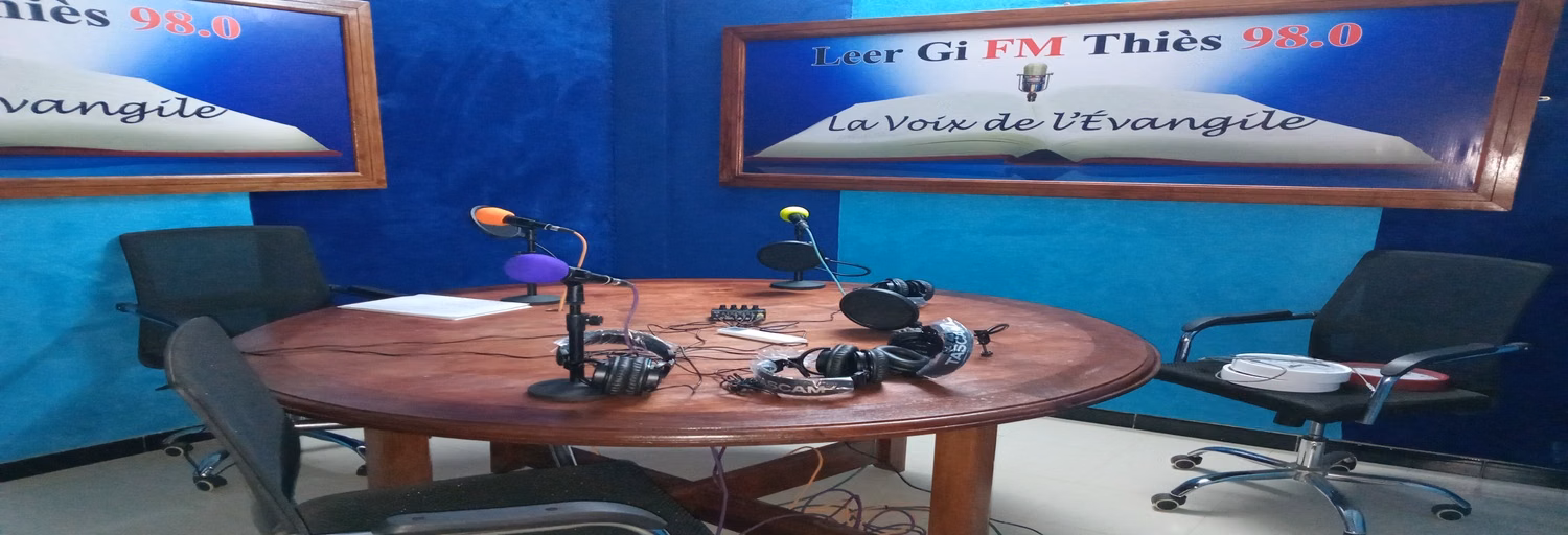 LEER GI FM 98.0