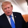 Tús Áite: Deacrachtaí Trump