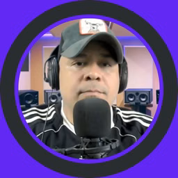 "HABLANDO CLARO" -LG PODCASTER