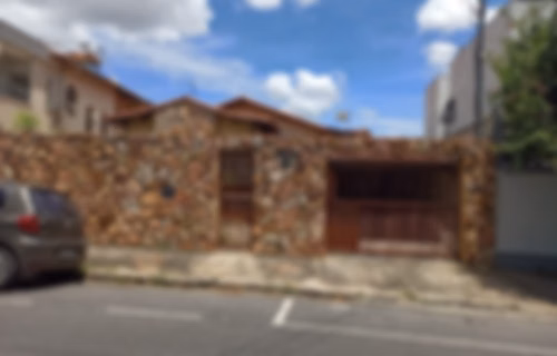 Oferta Casa Colonial na Região da Pampulha