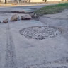 El accidente de un niño en una boca de tormenta sin tapa desató una polémica entre la SAT y los concejales opositores
