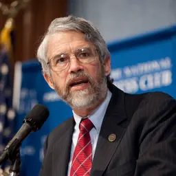 Episode 104. Pugwash: John Holdren