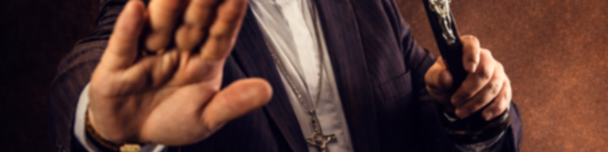 EXORCISTA INTERNACIONAL | PATRIARCA ANDRES TIRADO | CONGREGACION SACERDOTAL INTERNACIONAL