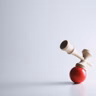 Café BIZAR Inventica: Kendama, între joc de petrecere, jucărie, sport și artă