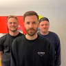 På krykker i 17-mai-toget