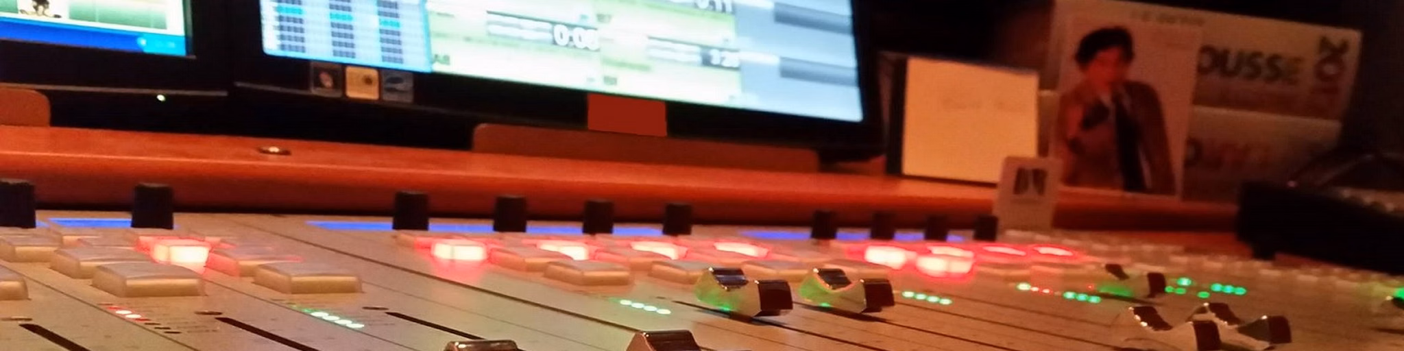 98 FM Web Rádio