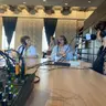 Au Monde des Dys / Part 2 - avec les organisatrices Gaëlle et Mélanie et Jacques Rollin, ami du Chant ... boule tout !