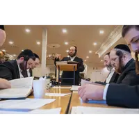 Amud Hayomi in yiddish - עמוד היומי אידיש ע"י הרב משה אליעזר ליבערמאן