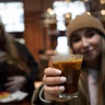 Die Lallers: Kaffee mit Olivenöl