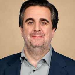 Bastian Pastewka: „Es gibt wahnsinnig viele Schauspielerinnen und Schauspieler, die eine Riesenmeise haben"