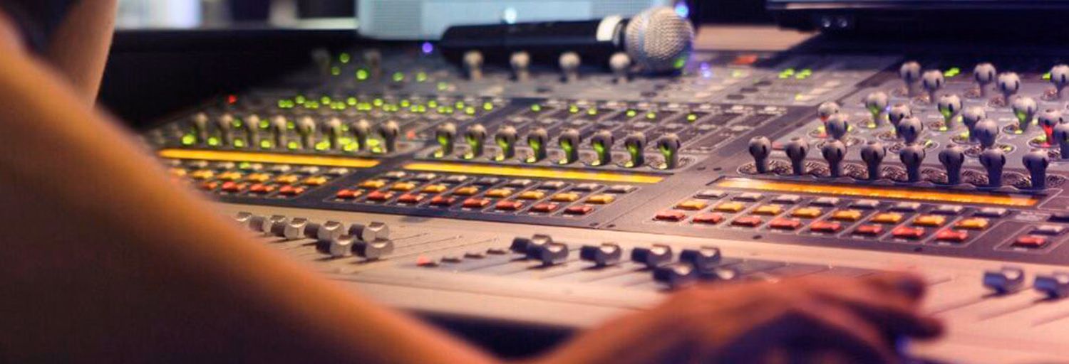 El Tremen - Radio Show