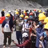 Foreign media visit mudslide disaster zone in Xizang
