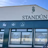 Cuid de mhuintir Standún & iar-oibrithe ó shiopa Standún sa Spidéal.
