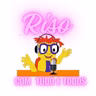 Riso com tudo e todos