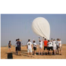 Una cuadrilla de Andosilla lanza un globo sonda para captar el eclipse y cae en un pueblo de León