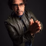 8: Jim Douglas chats with John Oates