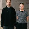 ‘Rockhistorier’ har besøg af Roskilde Festival: “Det ville  være kedeligt, hvis alle 182 navne spillede den samme type musik”