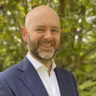 Cuan Ó Seireadáin, Eagraí Polaitíochta RTÉ Raidió na Gaeltachta.