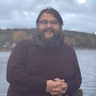 Disse forskere skal dyste til Grønlands ph.d.-cup
ArnâraK' Patricia Bloch, Syddansk Universitet
Frederik Bräuner, UC Berkeley
Hans Peder Kirkegaard, Ilisimatusarfik, Aalborg Universitet
Louise Pindstrup-Scavenius, Ilisimatusarfik, Aalborg Universitet
Viktor Gårdman, Grønlands Naturinstitut og Sveriges Lantbruksuniversitet
Kan opleves gratis