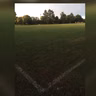 Soy un afortunado. Un amigo me invita a ver un partido de fútbol en un potrero de pueblo, pero también me cuenta que sale de noche a mirar paisajes de ese pueblo, como si viera todo por primera vez.