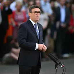 Coffee House: Burnham becomes Prime Minister