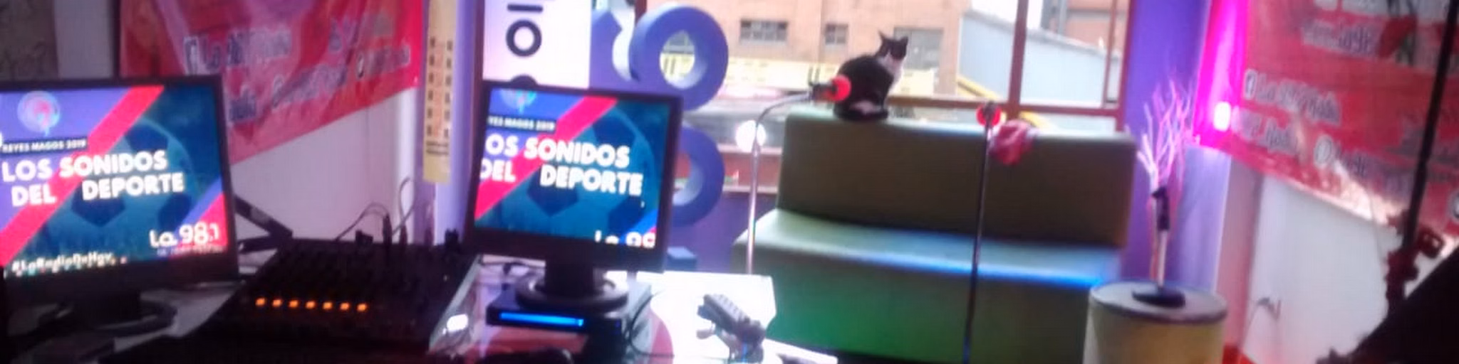 La 987 Radio de Hoy