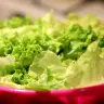 Ensalada y cosas raras